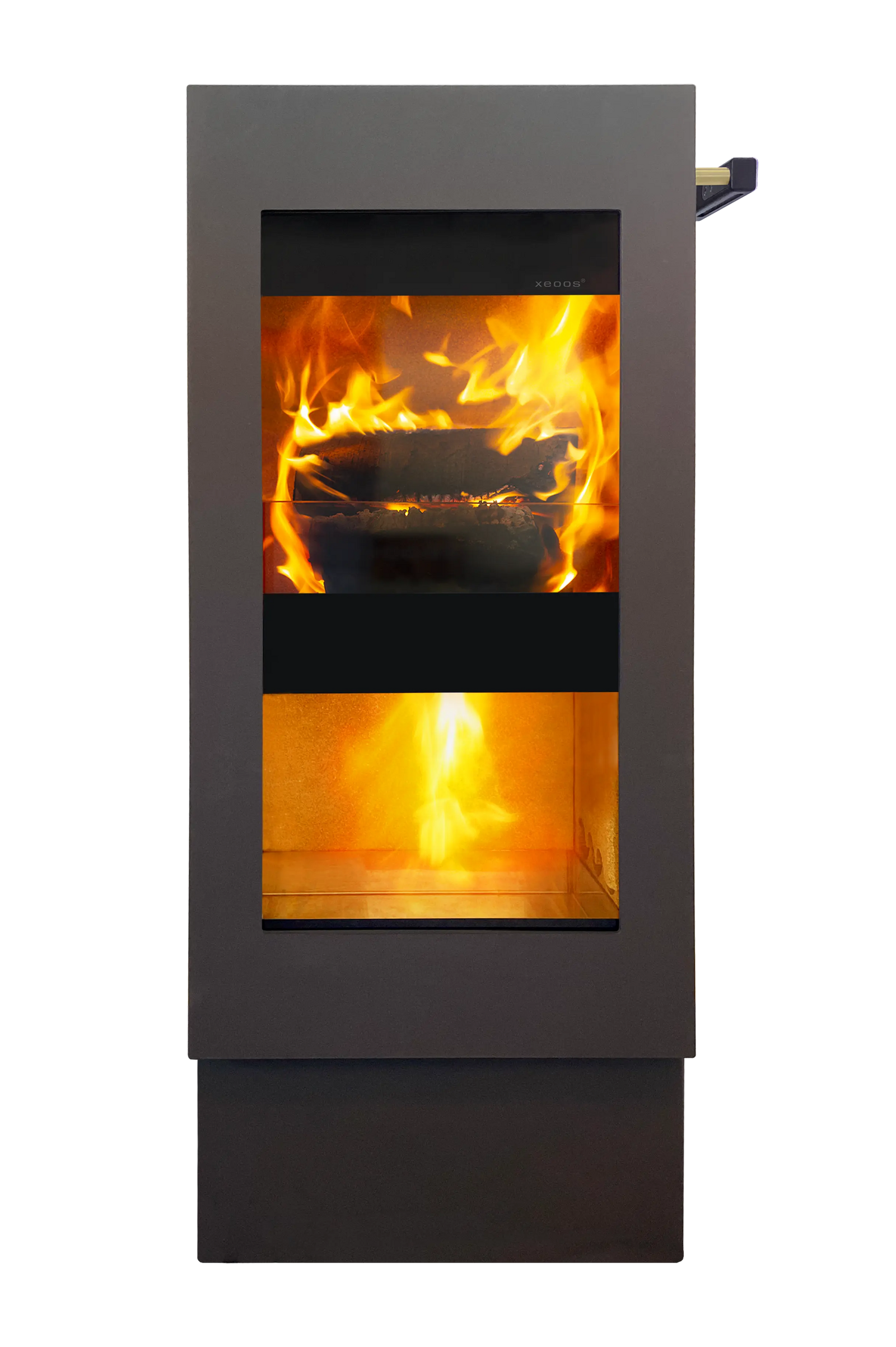 Xeoos Patagonia x5 houtkachel met zicht op brandend vuur