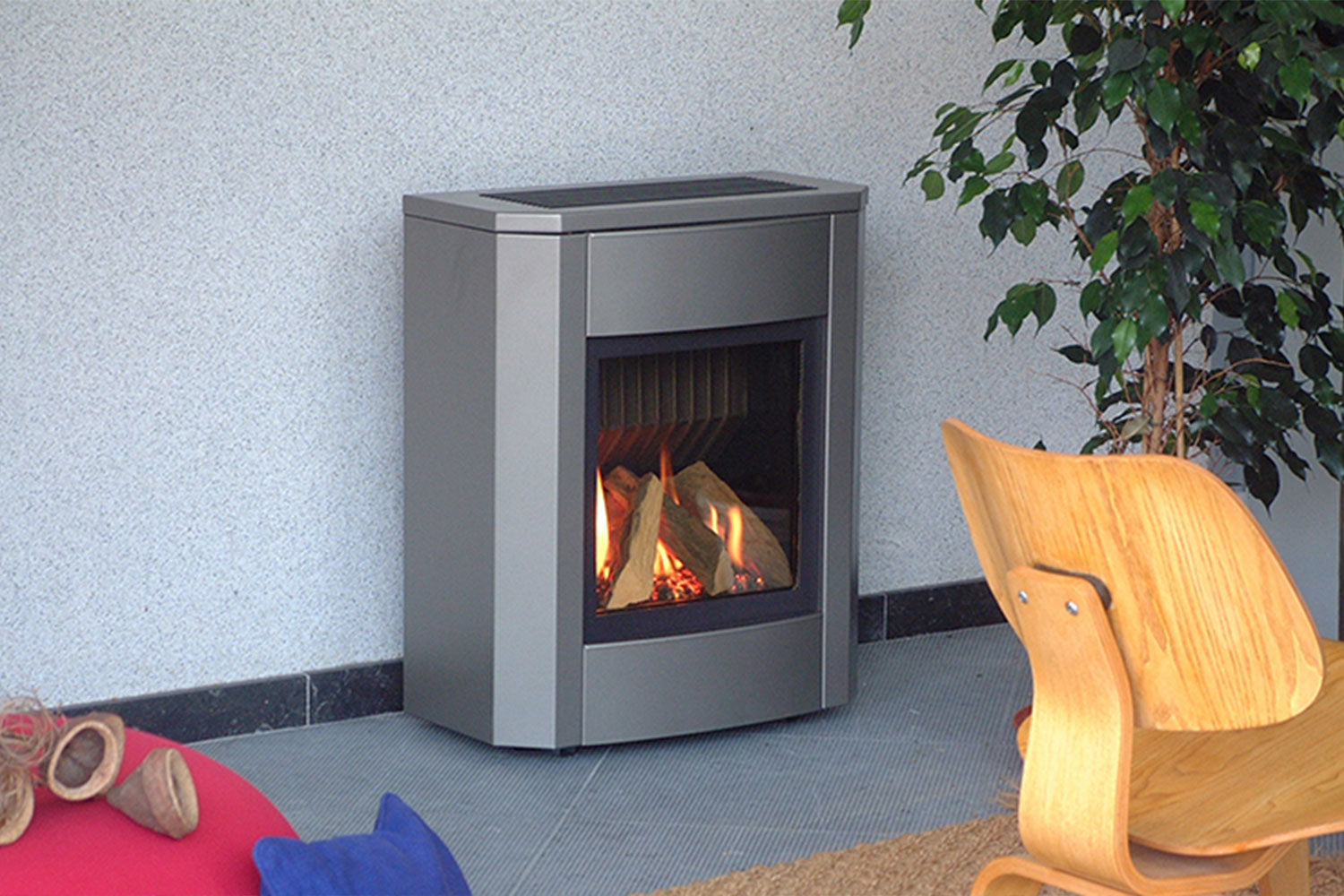 Bocal A7 gaskachel met vlammen in een moderne kamer