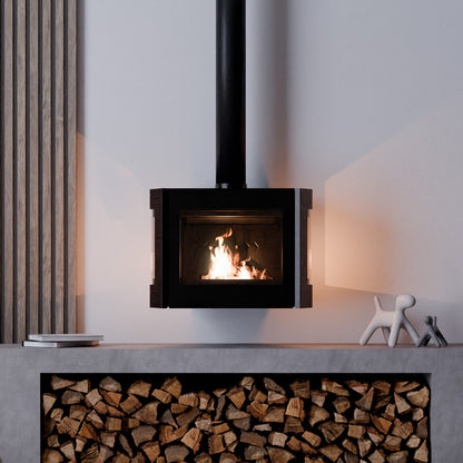 Wanders Black Sapphire hangende houtkachel in moderne woonkamer met brandend vuur