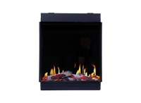 Charlton & Jenrick Luminosa 62 met vlammen en houtblokken op witte achtergrond
