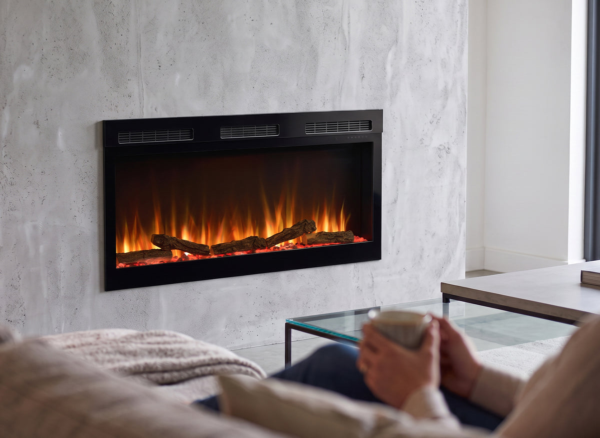 Dimplex Sense 50 elektrische haard met vlammen in een moderne woonkamer