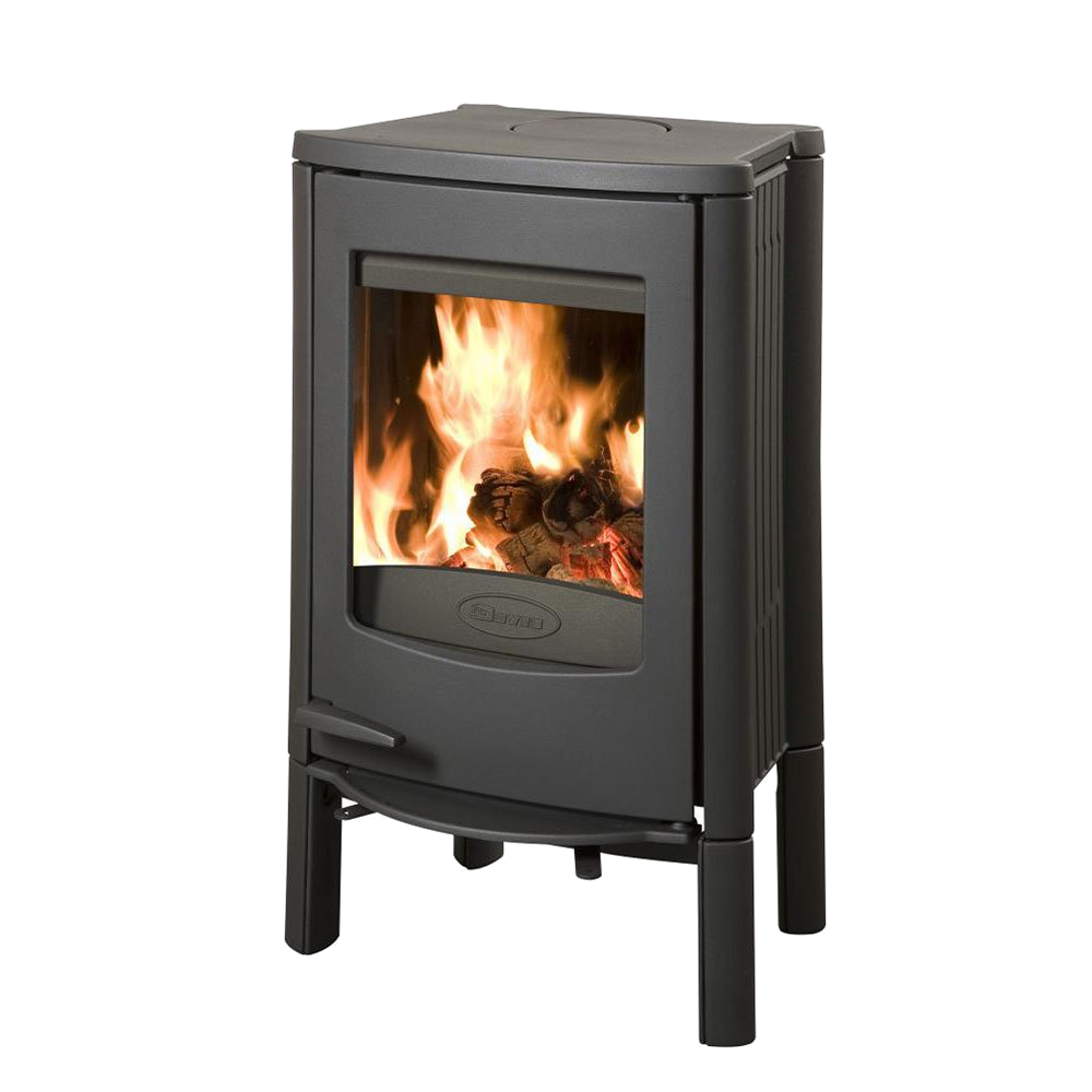 Dovre Astro 2/L houtkachel met brandend vuur op witte achtergrond