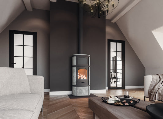 Altech Eclips Complet Hybride-e in woonkamer met brandend vuur