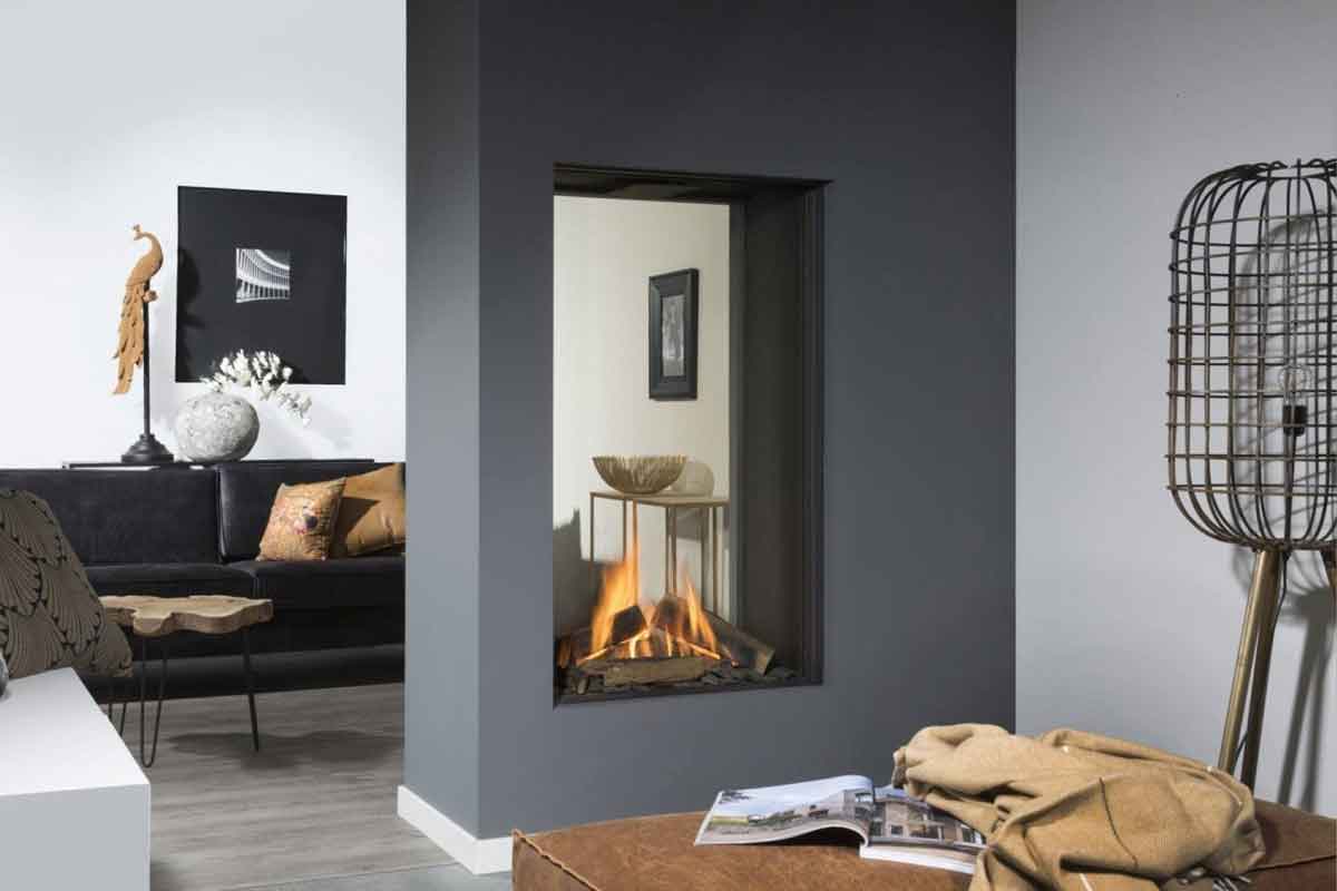 Element4 Sky Medium Tunnel in moderne woonkamer met brandend vuur