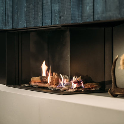 Faber Matrix 800/400 II Hoek in moderne haard met vlammen