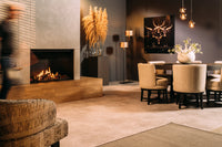 Faber Matrix Hybrid 1050/650 I Front in moderne woonkamer met brandend haardvuur