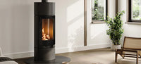 Nordic Fire Timber kachel in moderne woonkamer met brandend vuur