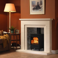 Charlton & Jenrick Purevision Heritage 5kW rechte deur in woonkamer bij brandende haard