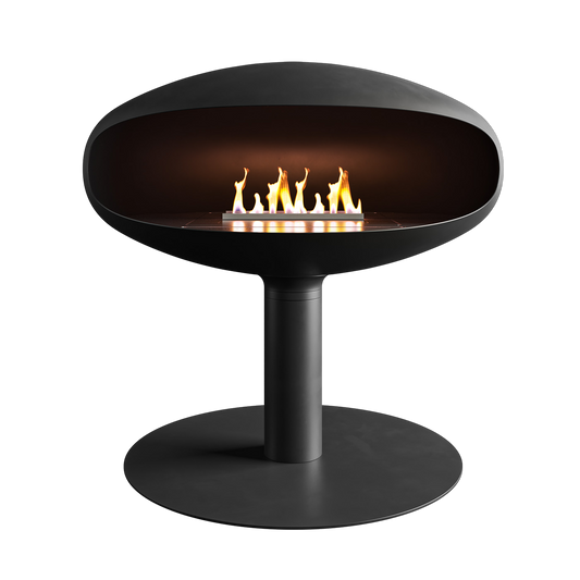 Iconic 900 pedestal zwarte designhaard met vlammen op witte achtergrond