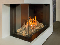 Faber Matrix 800/650 II Hoek met brandend haardvuur in strakke inbouwhaard