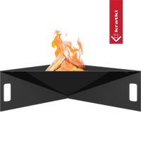 Kratki Pyramid vuurkorf met brandend hout en vlammen