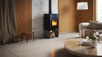 HS Flamingo Deluxe Pentai houtkachel met brandend vuur in een stijlvol interieur