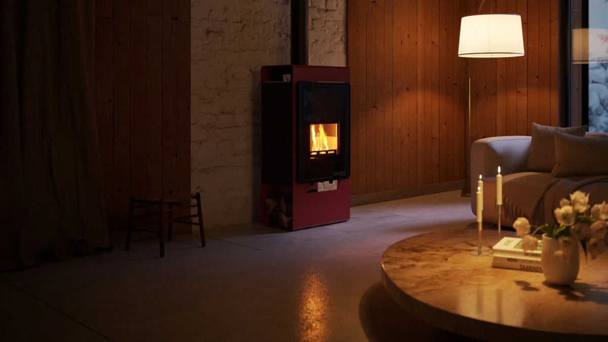 HS Flamingo Deluxe Singa houtkachel met brandend vuur in een sfeervolle woonkamer
