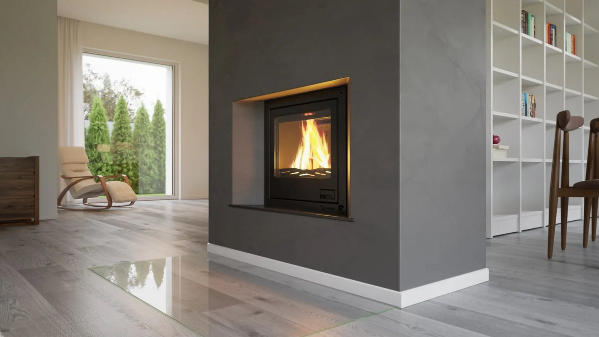 HS Flamingo Aquaflam 25 Inzet ingebouwd in een moderne woonkamer met brandend vuur