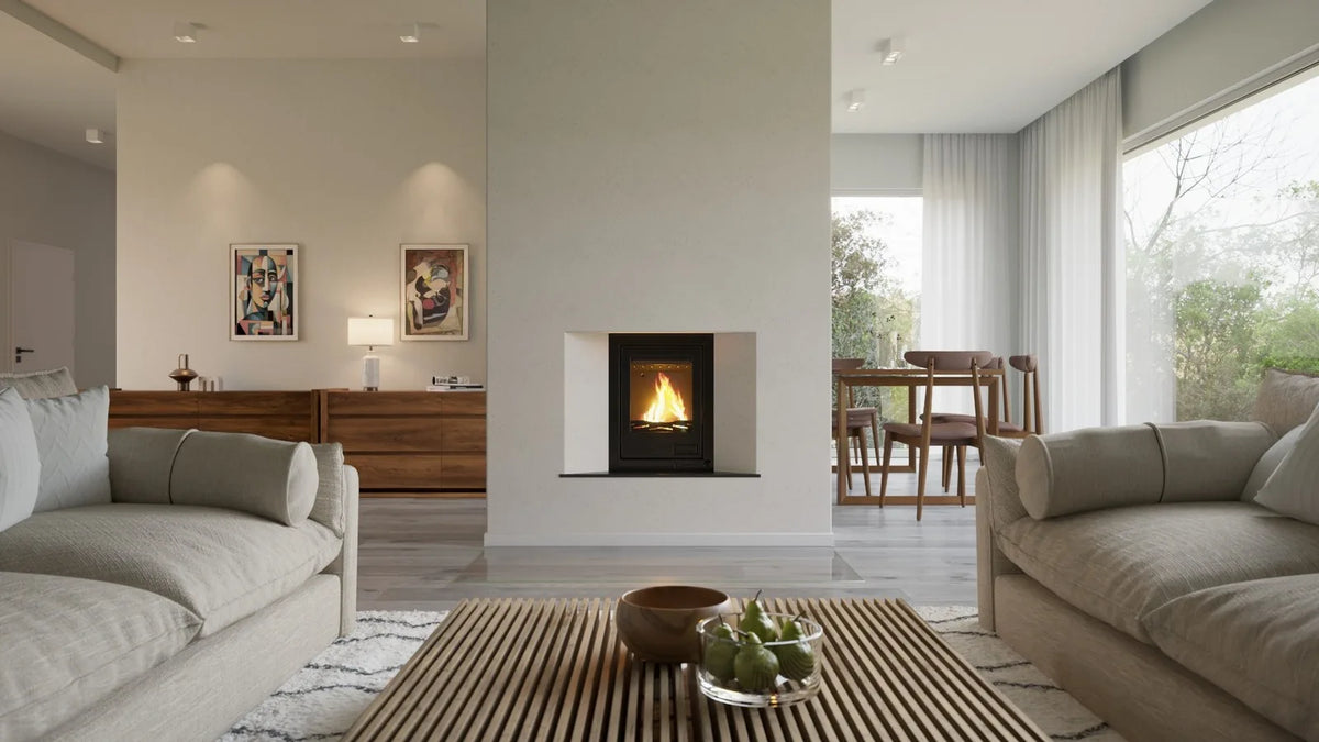 HS Flamingo Aquaflam 7 Inzet ingebouwd in moderne woonkamer, met brandend vuur