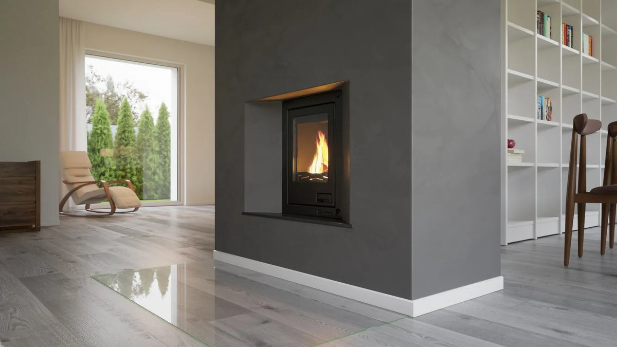 HS Flamingo Aquaflam 7 Inzet ingebouwd in een moderne woonkamer met brandend vuur