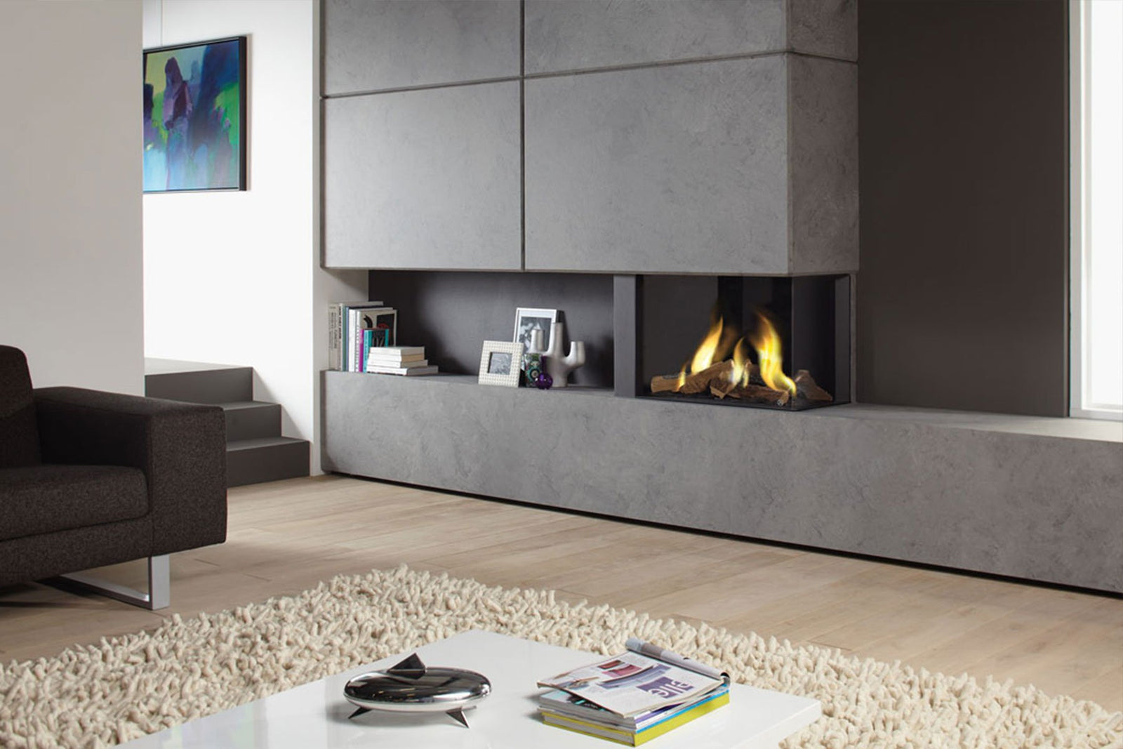 DRU Lugo 80/2 Eco Wave in moderne woonkamer met brandend haardvuur