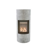 Altech Max Massiv RH houtkachel met vlammen op witte achtergrond