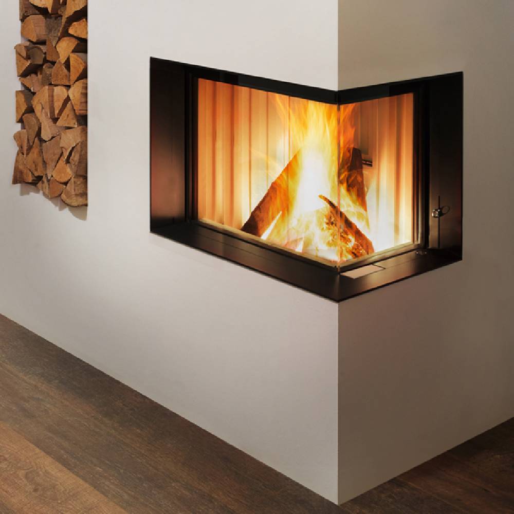 Spartherm Premium Corner 80x40x50 in moderne hoekhaard met brandend hout