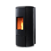 Nobis A8 Round Glass zwarte pelletkachel met vlam achter glas