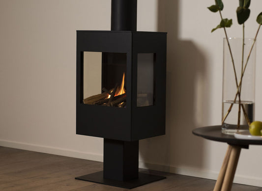 Wanders Onyx F gaskachel met brandend vuur in een modern interieur