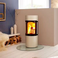 Spartherm Passo S in een moderne woonkamer met brandend vuur