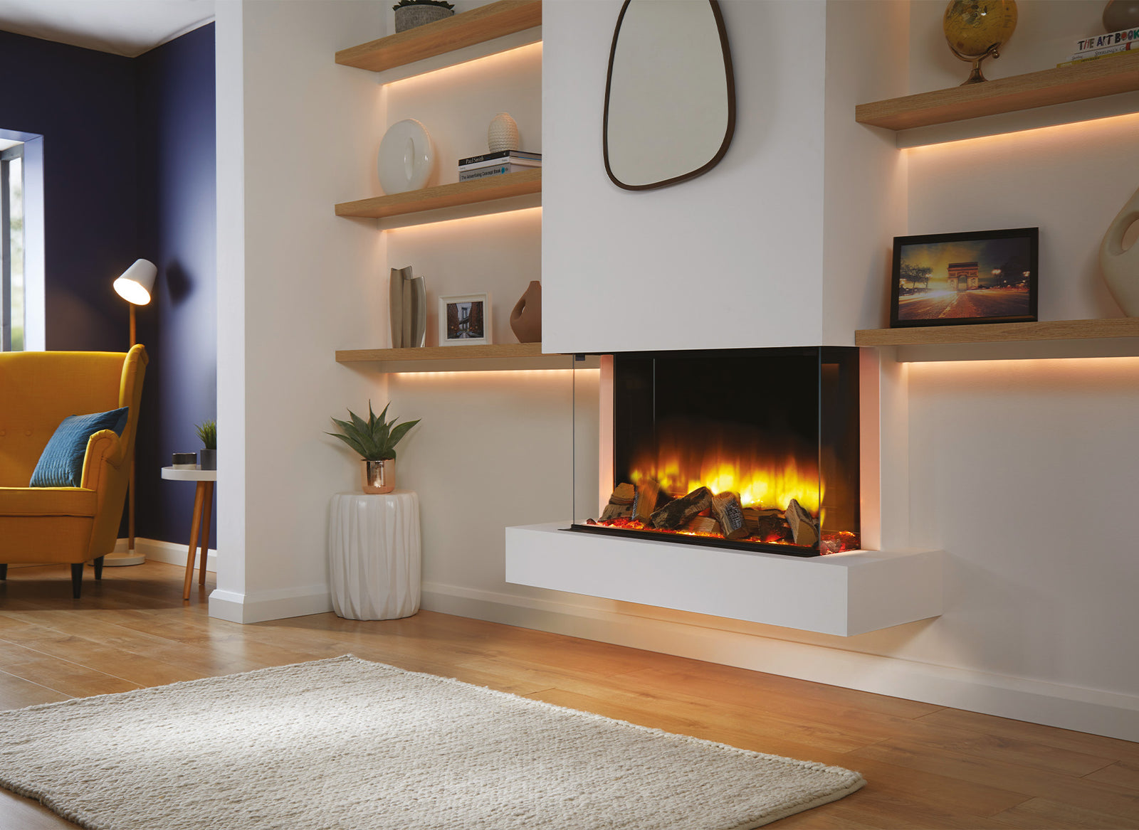 Charlton & Jenrick Polaris 840mm elektrische haard in moderne woonkamer