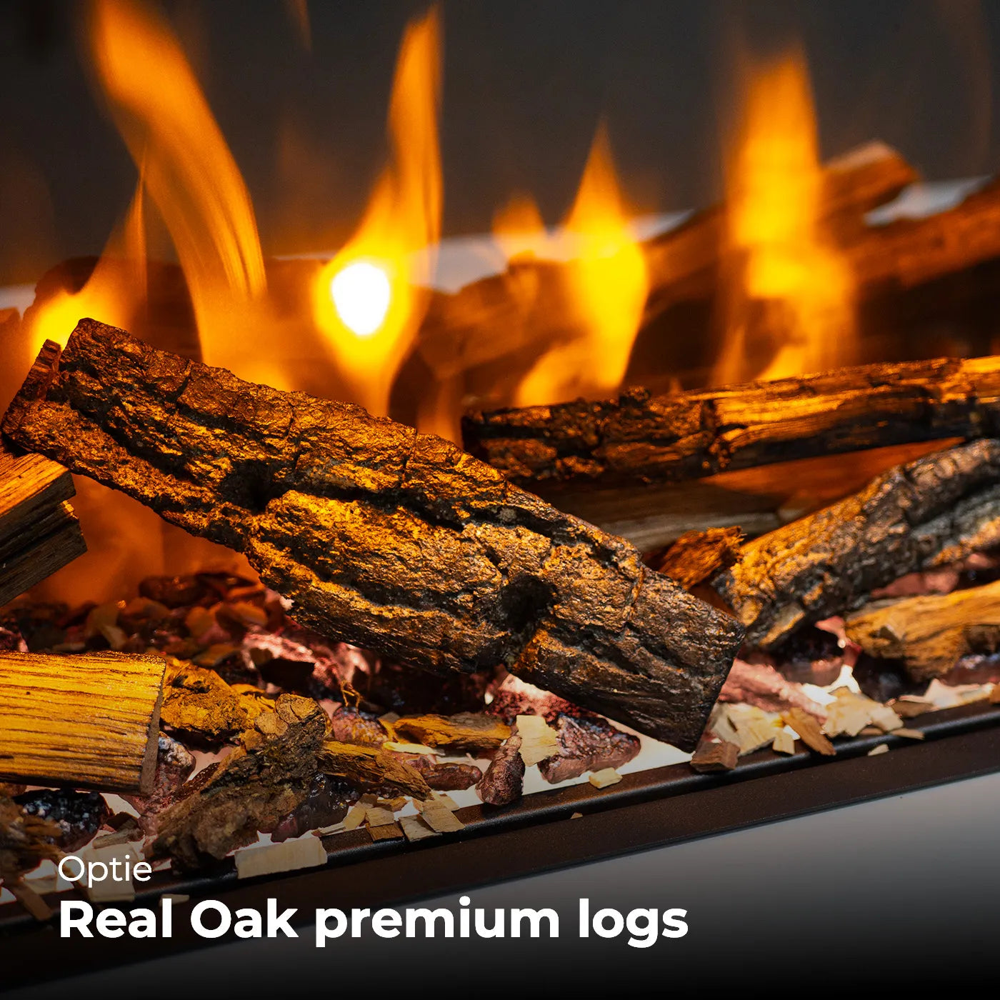 Charlton & Jenrick i-790e Slim met Real Oak premium logs en levendig vlammenspel.
