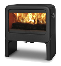Dovre Rock500 TB vrijstaande kachel met brandend vuur