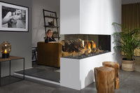 Element4 Summum 140 Roomdivider in moderne woonkamer met zicht op vlammen