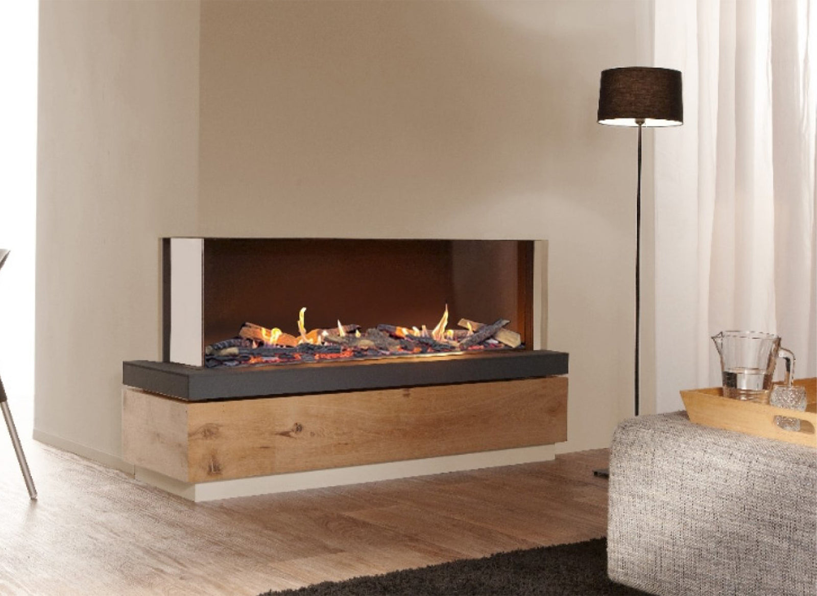 Element4 Summum 140 hoek Bio in moderne woonkamer met brandend haardvuur