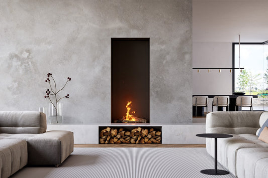 Element4 Sky Large Front Bio haard in een moderne woonkamer met grijze banken en houten opslag.