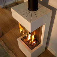 Trimline Fires White Quartz kachel met brandend vuur in een interieur