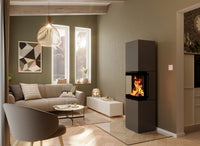 Spartherm Trico L in een moderne woonkamer met brandend vuur