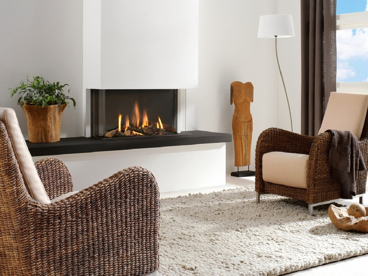 Element4 Trisore 100 gashaard in moderne woonkamer met brandend vuur