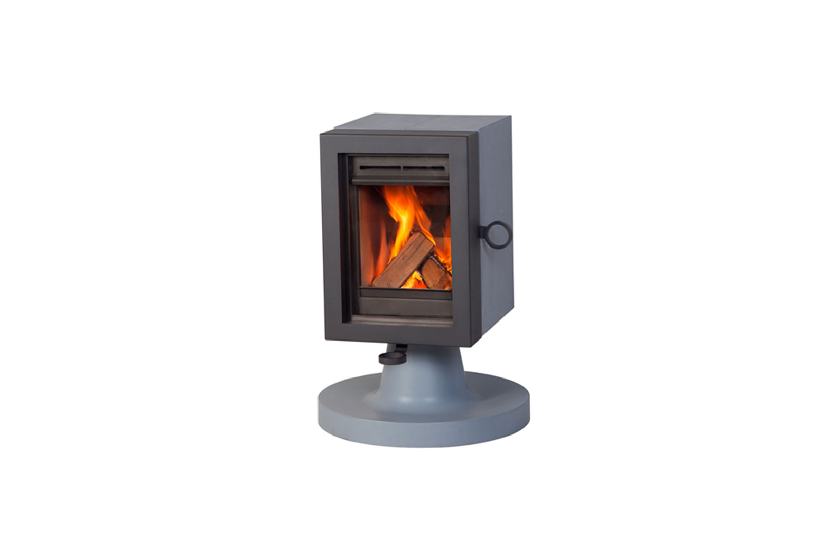 Wanders Oak Concrete houtkachel met brandend vuur op witte achtergrond