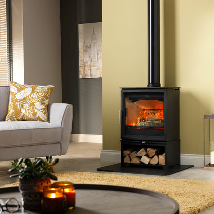 Charlton & Jenrick Fireline Woodtec 5 KW-W breed 514 mm Deep Max in een moderne woonkamer.